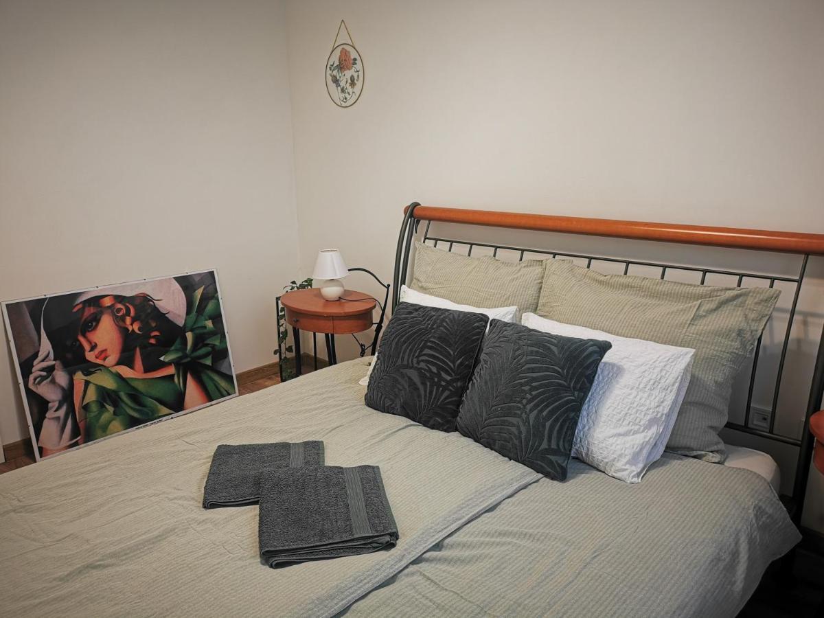 Atlas Apartment In The Historical Center Of Kosice With Free Private Parking Exterior photo