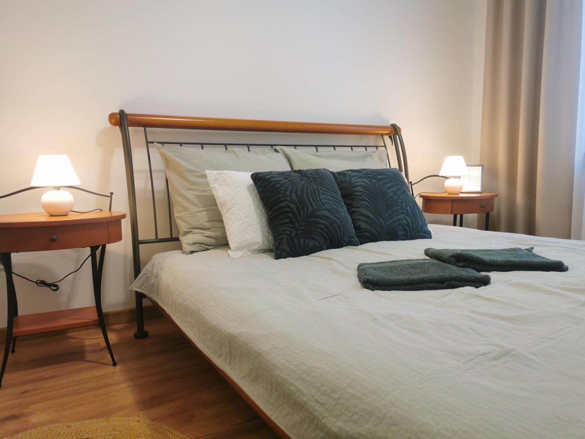 Atlas Apartment In The Historical Center Of Kosice With Free Private Parking Exterior photo
